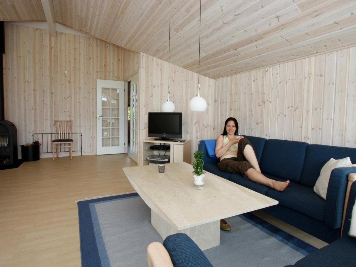 10 Person Holiday Home In R Dby Kramnitse Exterior foto