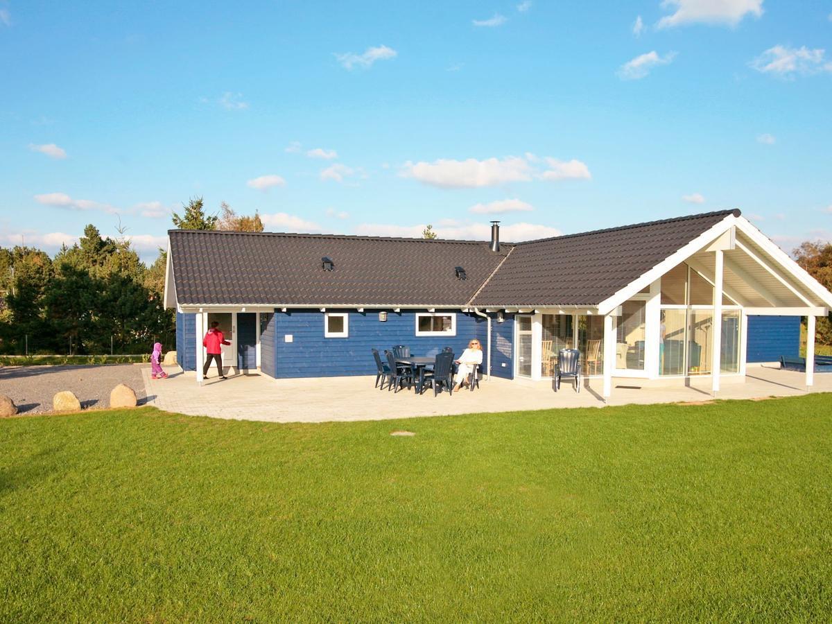 10 Person Holiday Home In R Dby Kramnitse Exterior foto